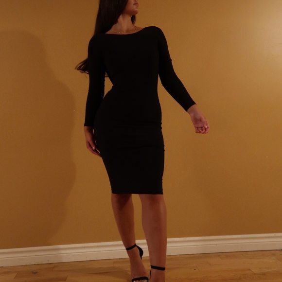 le chateau Dresses & Skirts - Black Open Back Midi Dress